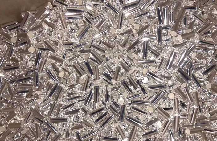 金屬(shǔ)表面處(chu)理 