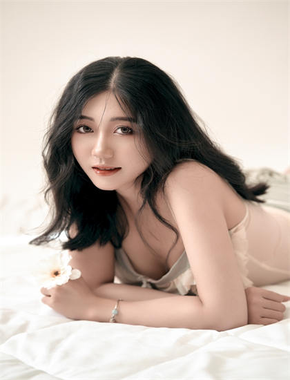 带你走进《鲨鱼故事》的幕后世界：的创作历程与幕后花絮 了解优秀作品的创作秘密